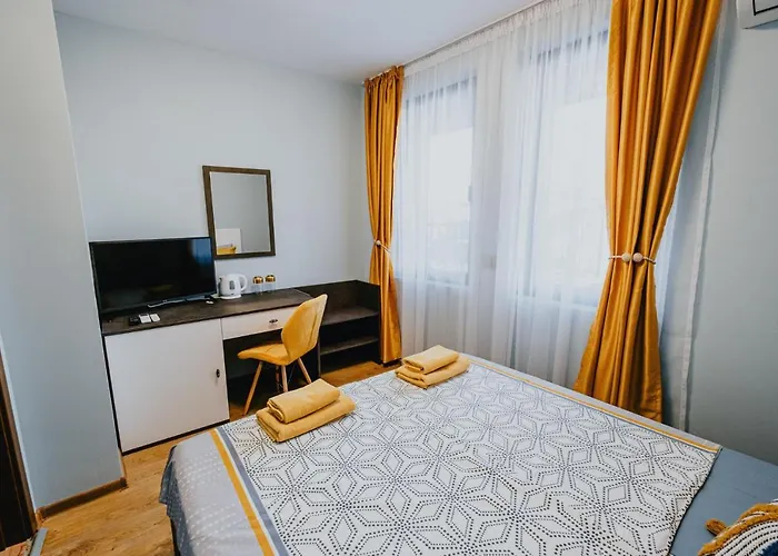 Хотел Miletia *