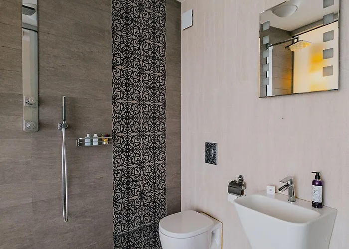 Хотел Miletia *